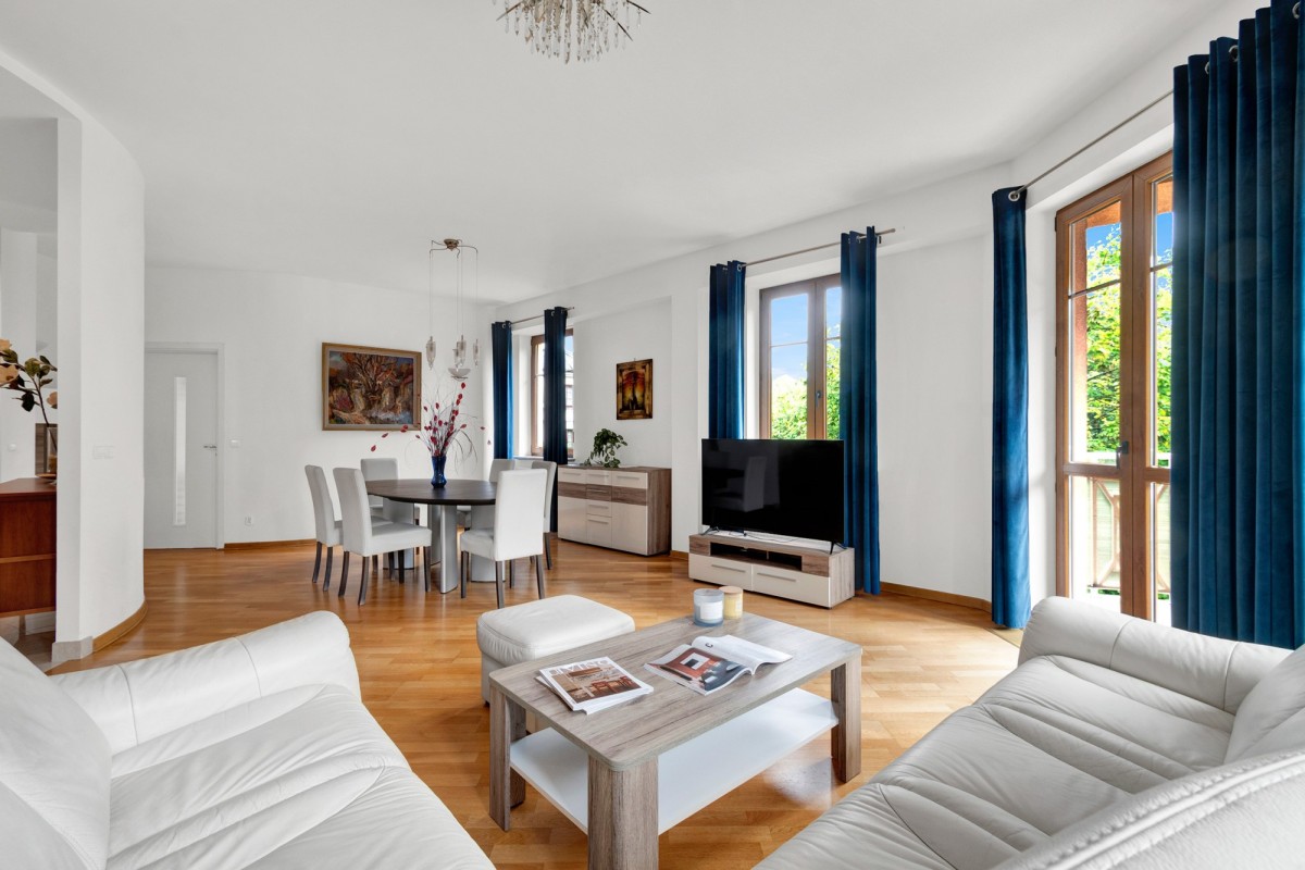 Słoneczne cztery pokoje na Mokotowie Pod Skocznią