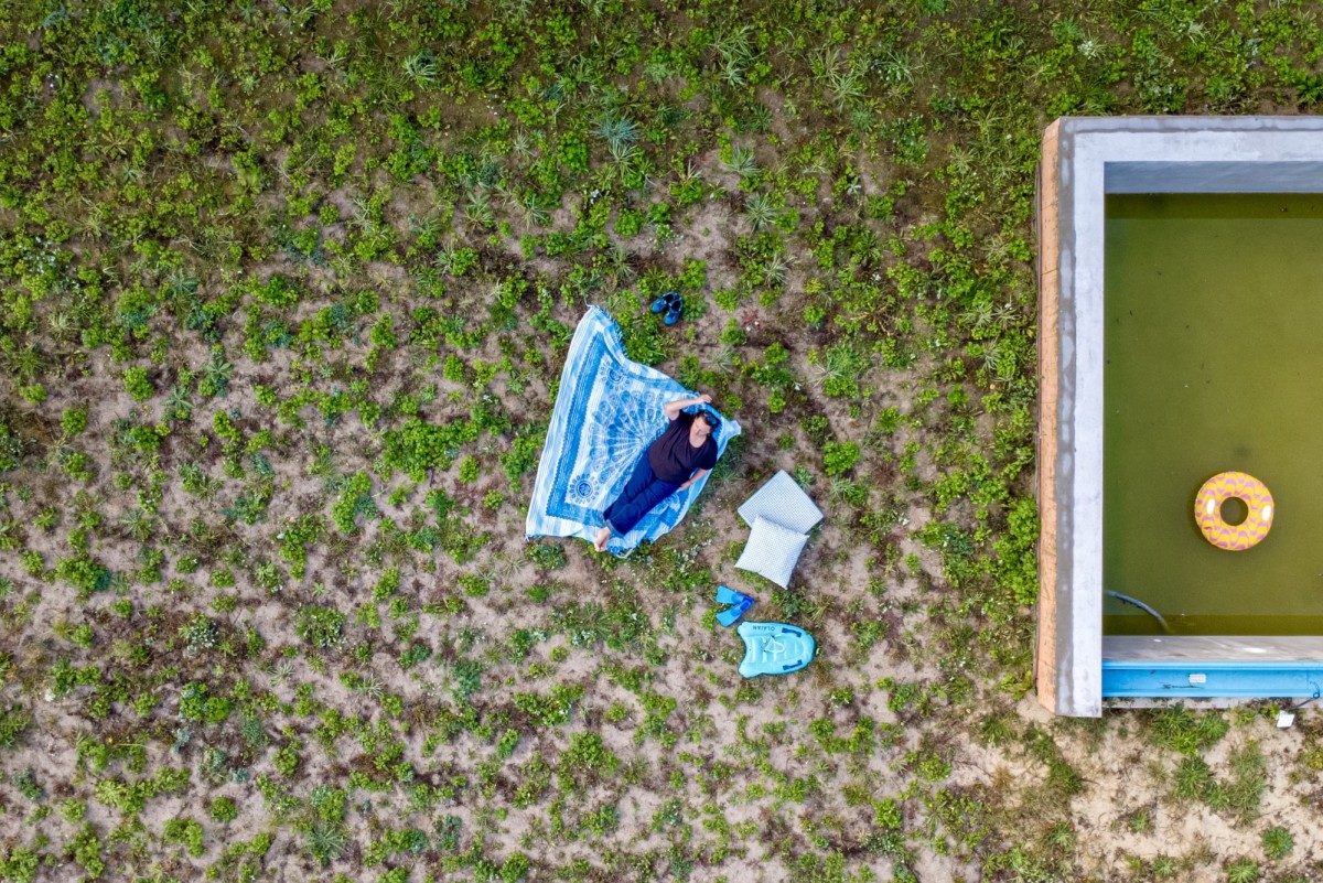 Działka z basenem, pawilonem SPA i projektem domu