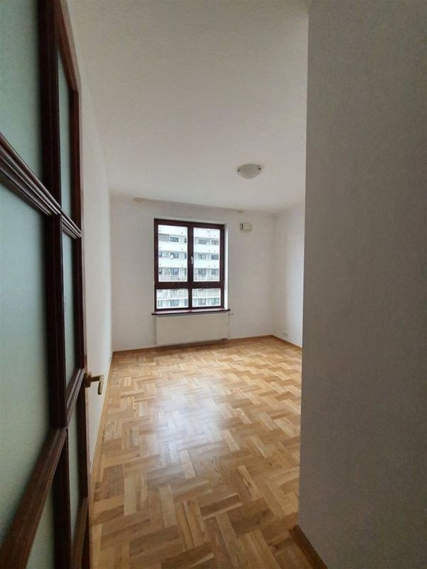 Kępa Potocka ul. Gwiaździsta 15a