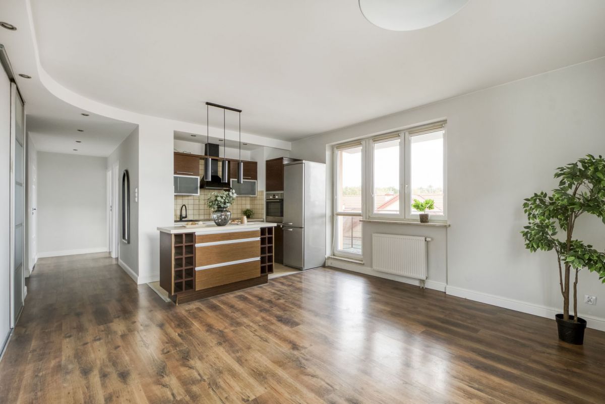 Mieszkanie 3 pokoje, winda, 2 balkony, widne!