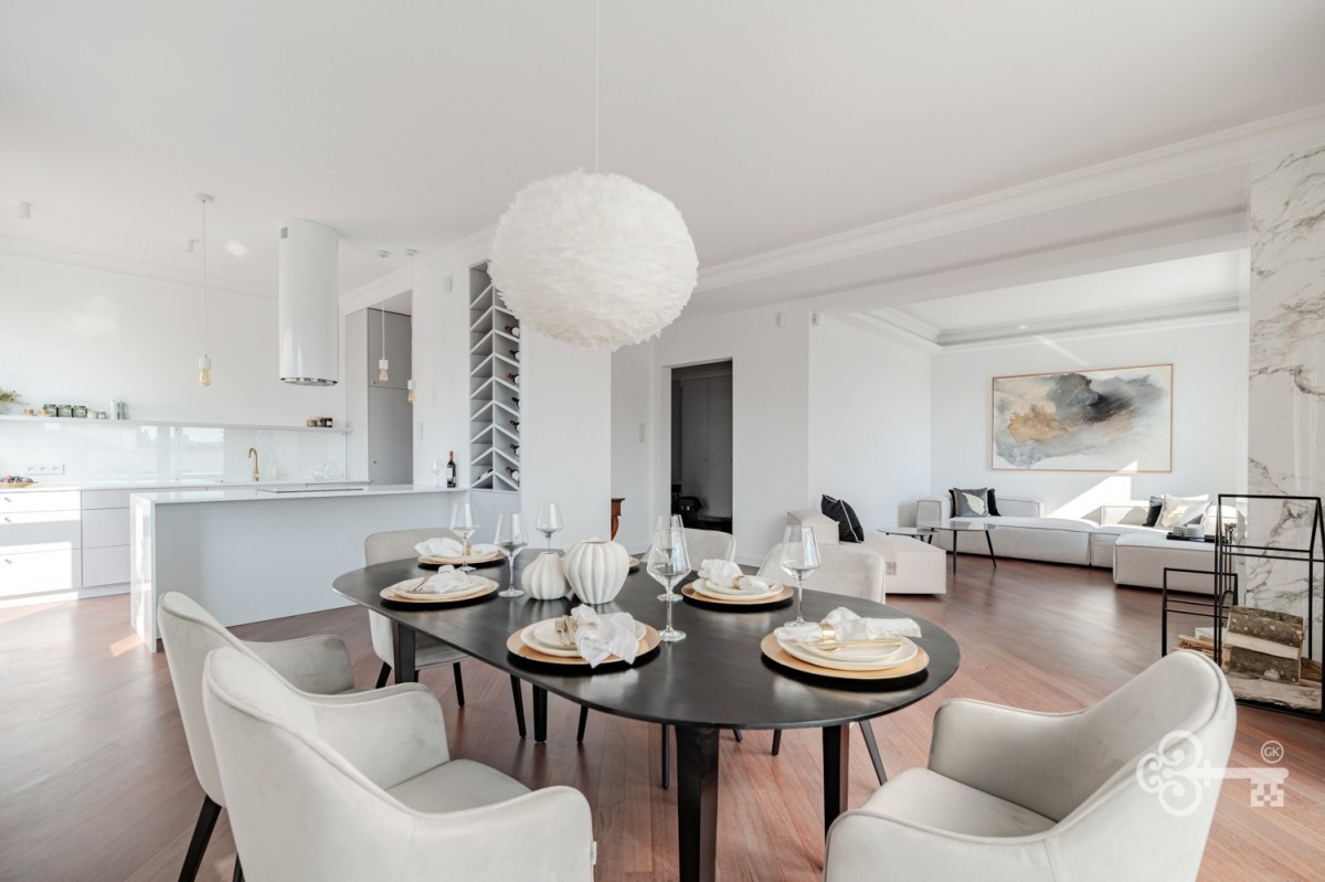 Elegancki apartament w spokojnej części Wilanowa