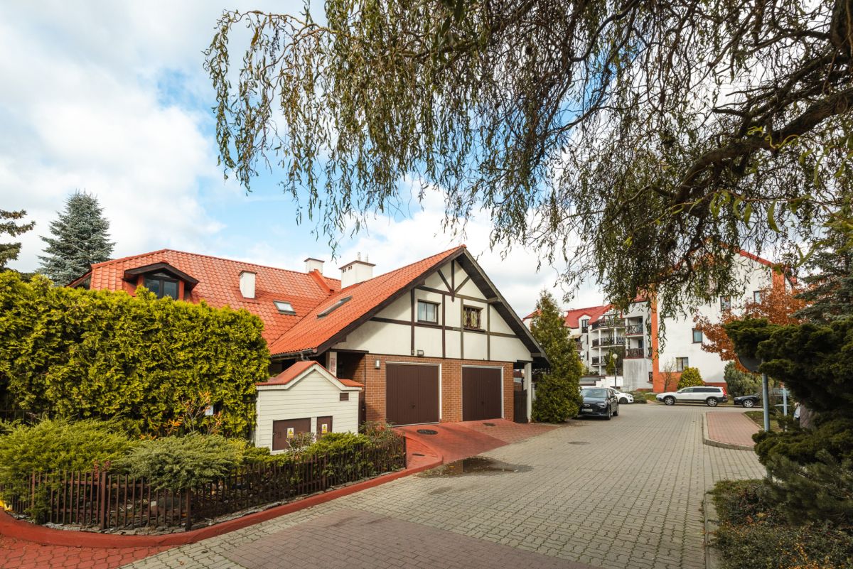 Przestronny i klimatyczny dom w spokojnej okolicy