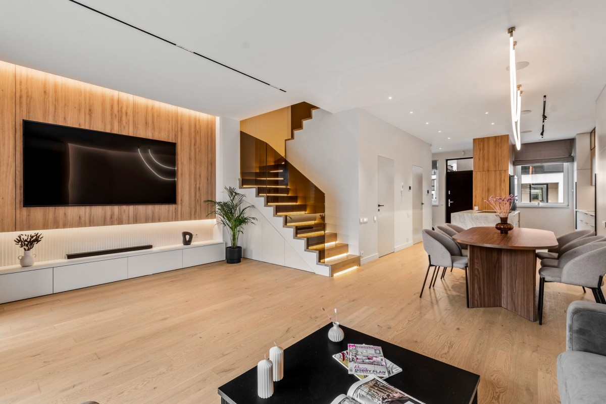 Bliźniak z ogródkiem w Babicach Nowych.