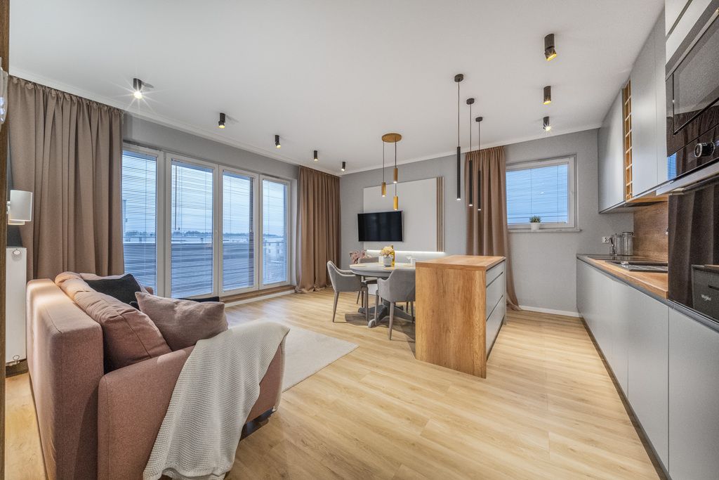 Sprawdź >>>Wysoki standard 2 pokoje, garaż