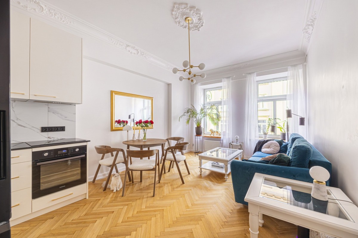 Prestiżowy Adres – Apartament przy Lwowskiej 9