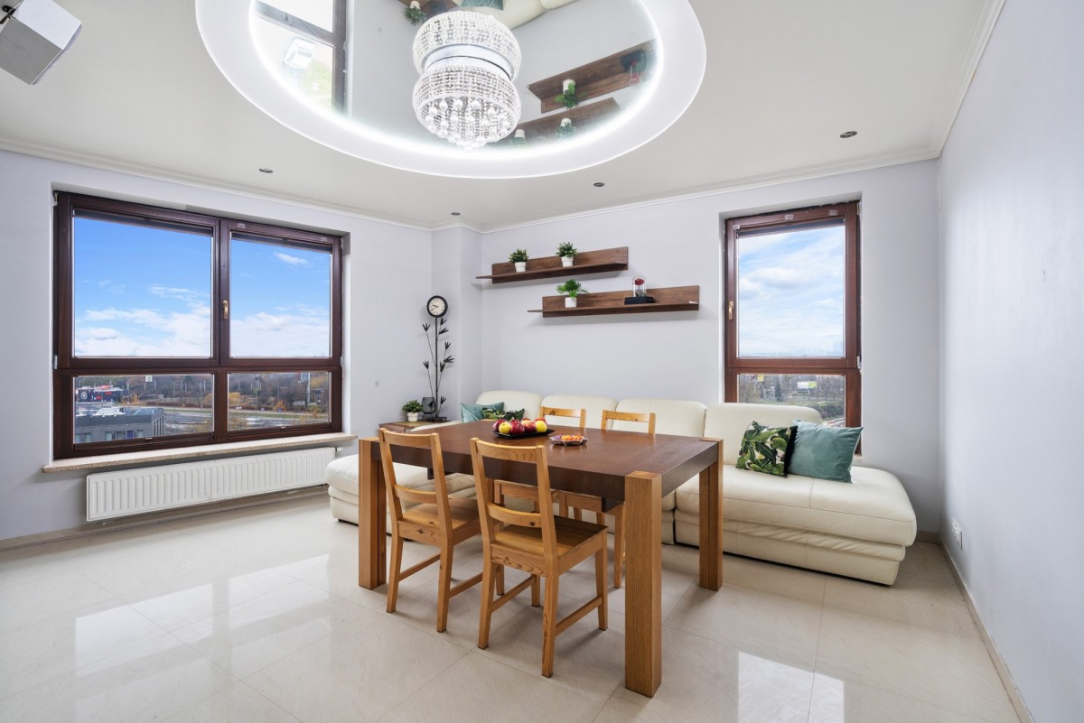 Elegancki apartament z marmurową wanną