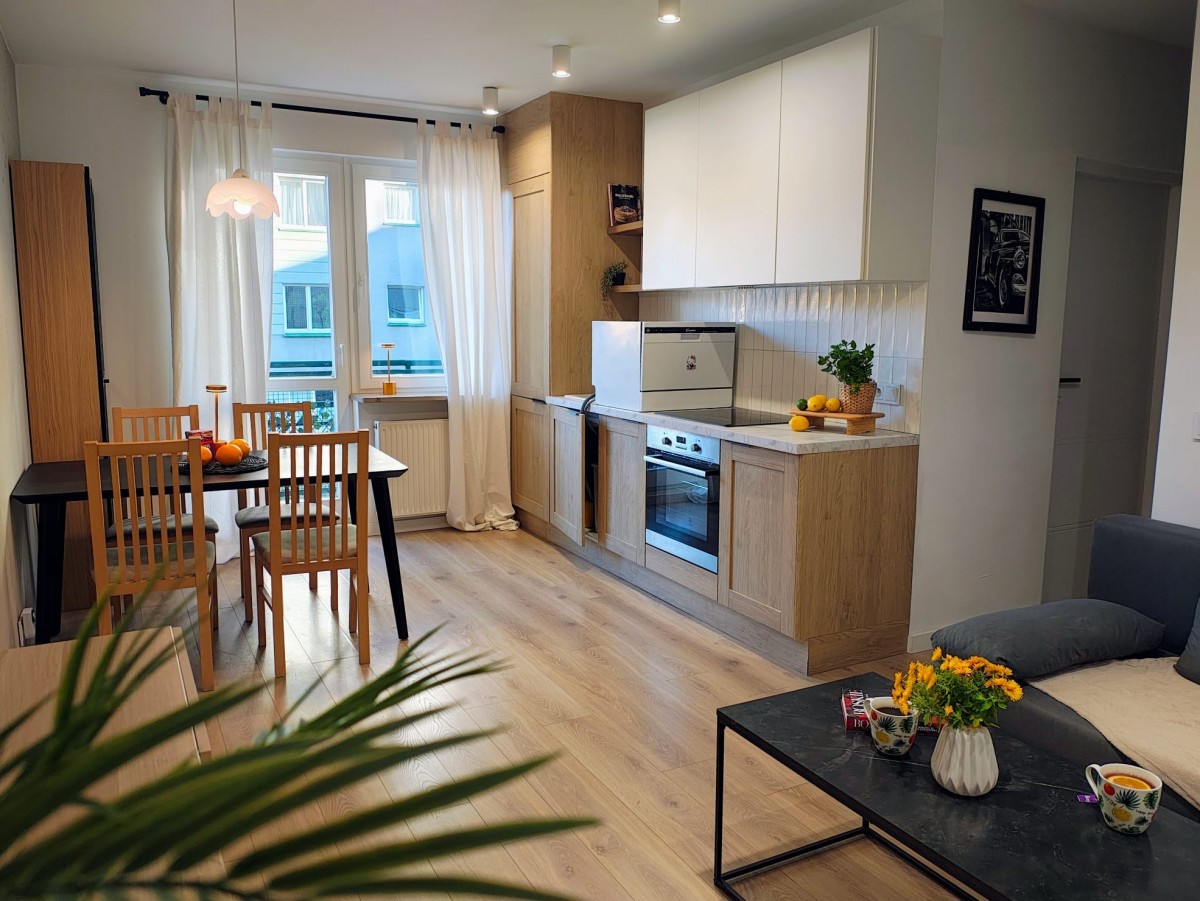 Ciche  mieszkanie z 2 miejscami parkingowymi