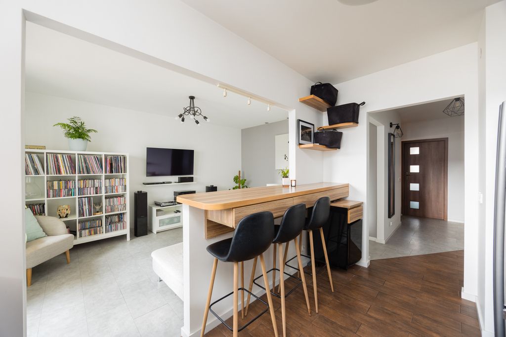 3 pokoje/loggia/komórka/garaż/przy metrze