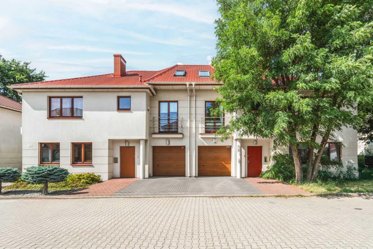 Dom z poddaszem do adaptacji | 151 mkw | Wawer