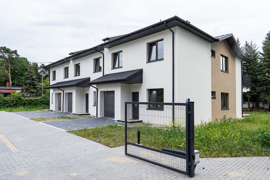 Nowoczesne segmenty jednorodzinne w Józefowie