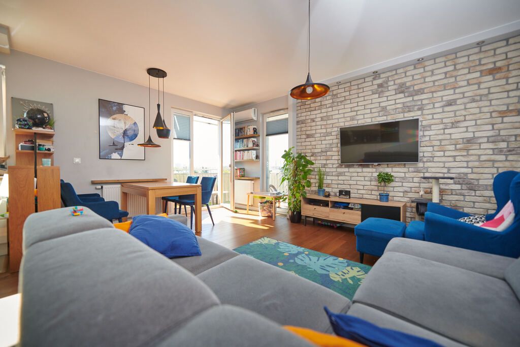 3 pokoje  – wygodne z dużym balkonem