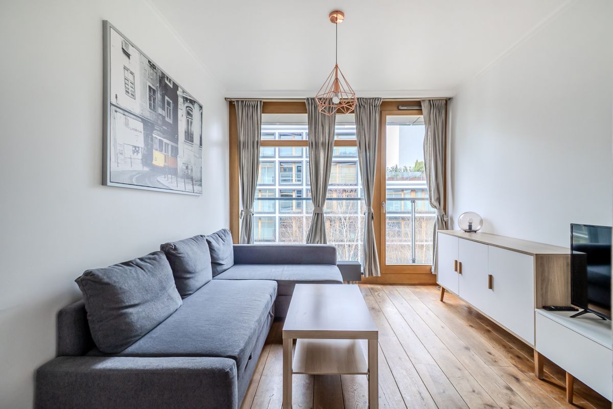 19 Dzielnica- 2 pokoje- sprzedam