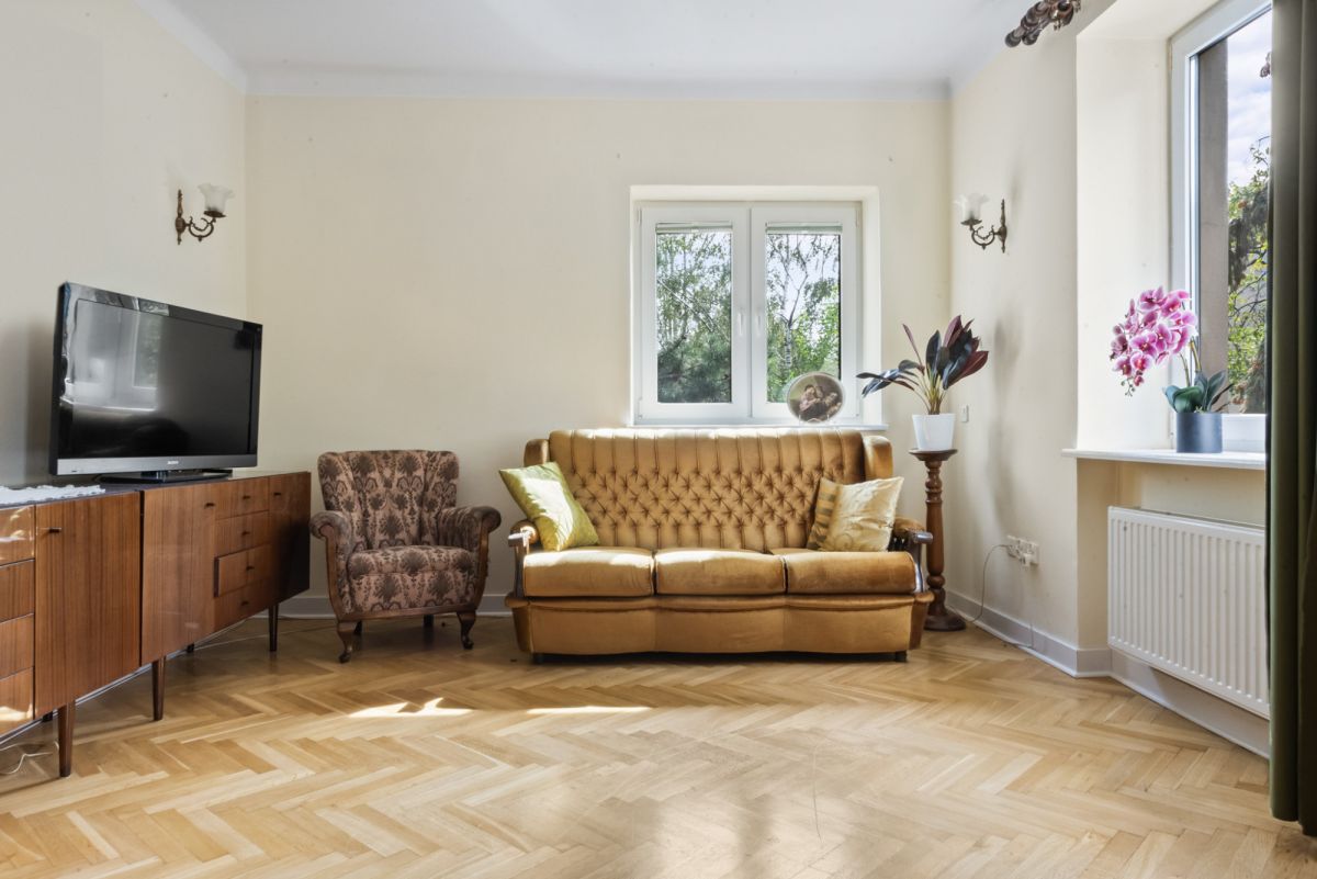 Najlepsza Lokalizacja /400m2 Ogrodu/Parking