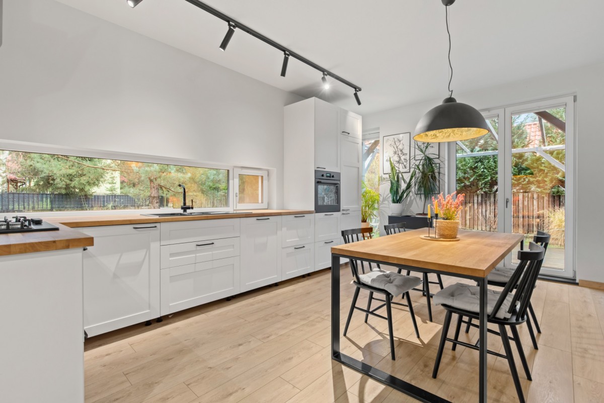 Dom w otoczeniu natury z dużą działką