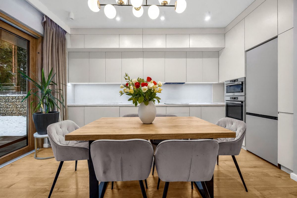 Wiązowna | Las | Nowoczesne osiedle | 4 sypialnie