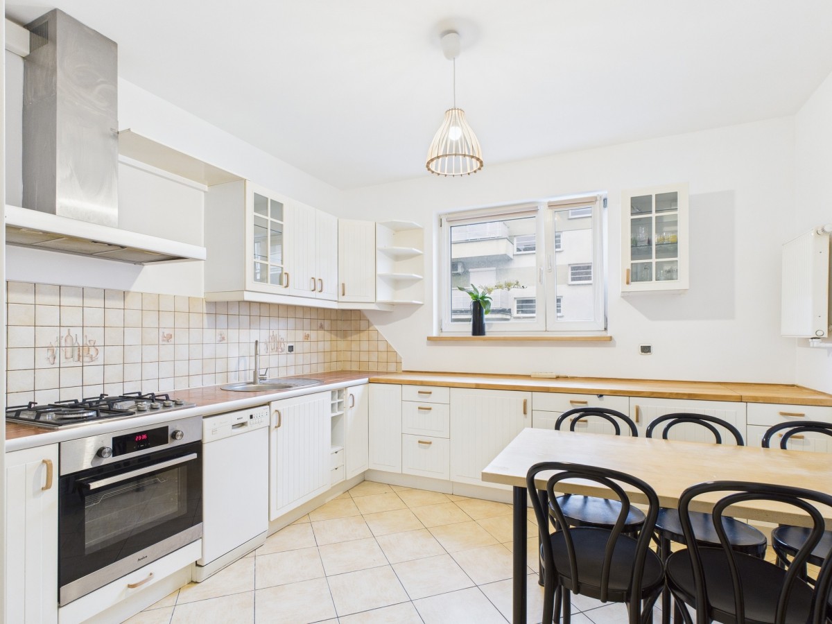 Na sprzedaż: 4-pokojowe, 83 m², Warszawa Ursus