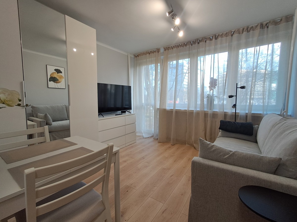 Kawalerka przy Lotnisku Chopina KOR34b