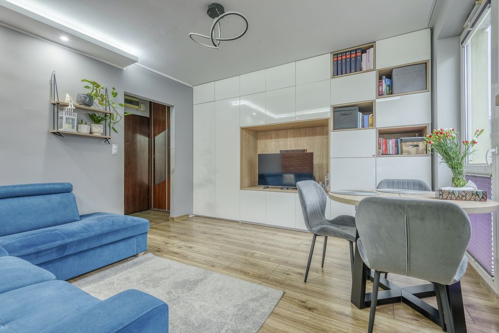 Komfortowe 2 pok. mieszkanie z tarasem i ogródkiem