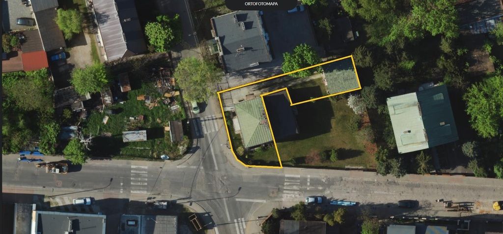 działka 878 mkw z domem i garażem zew