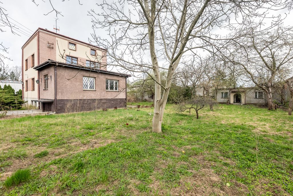 Dom i działka z potencjałem blisko Modlińskiej