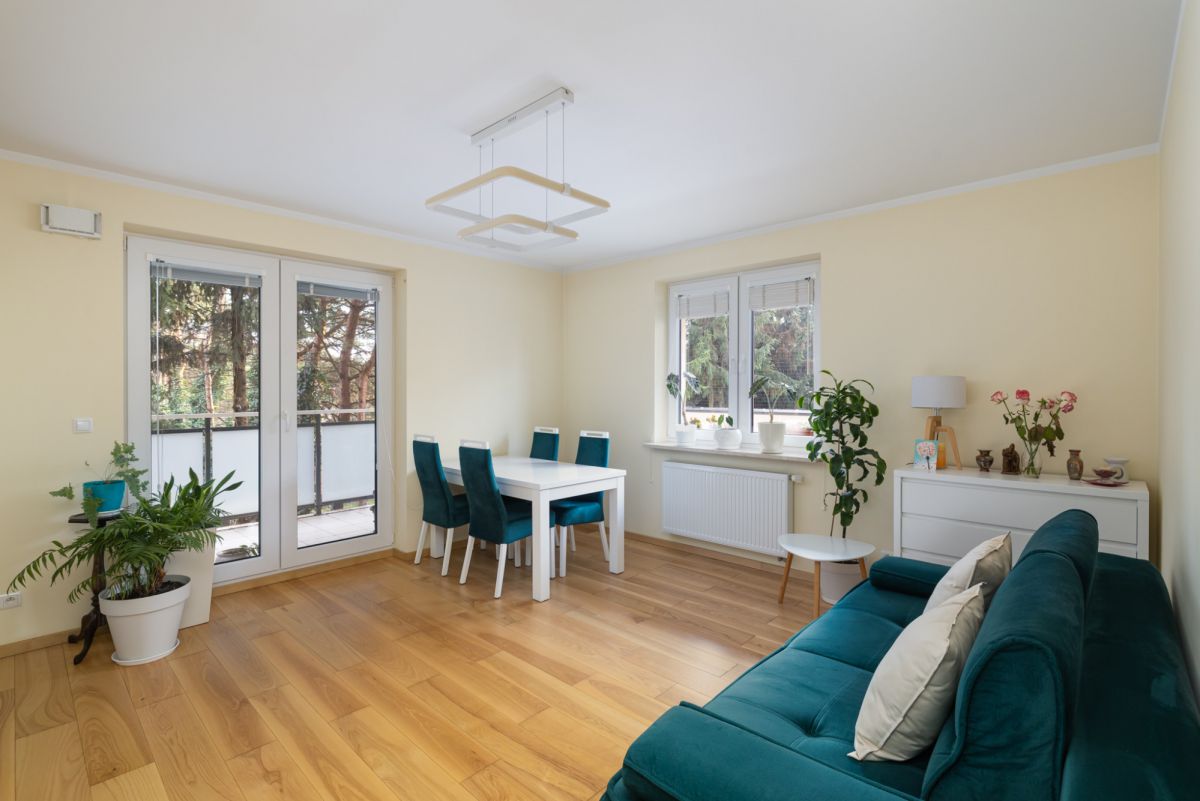 2 pok., 51,61m2, miejsce postojowe w hali, komórka