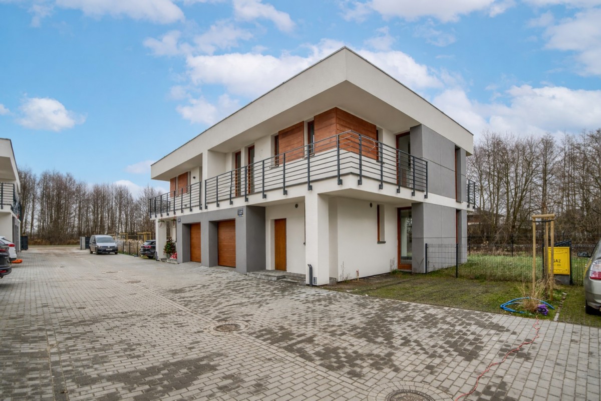 Nowoczesny segment przy ul. Norwida w Słupnie, zab