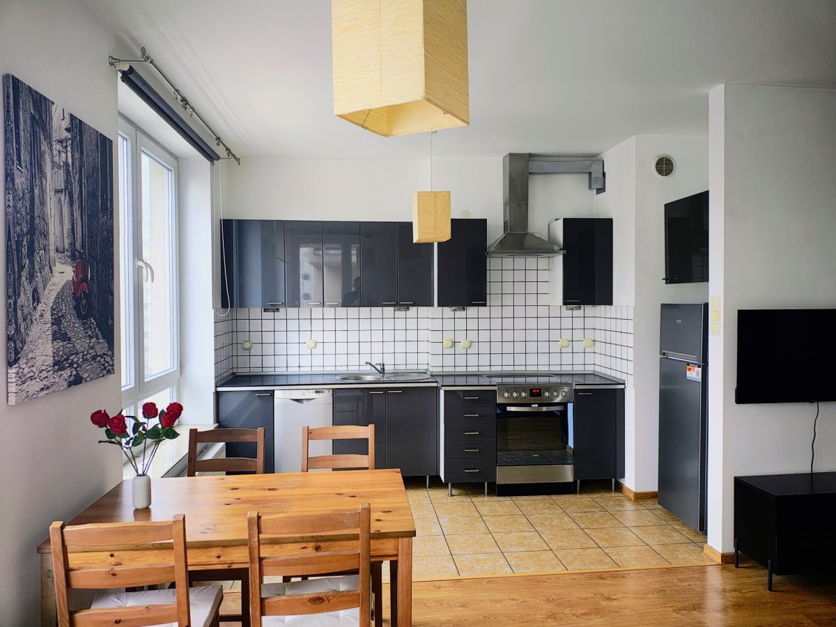 Metro Natolin | Cicho | Po remoncie