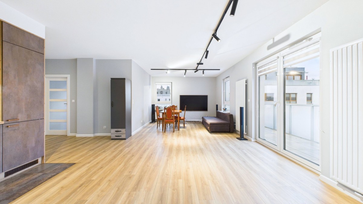 ❤️Duży salon 40 m², 2 sypialnie, balkon, 2 x garaż