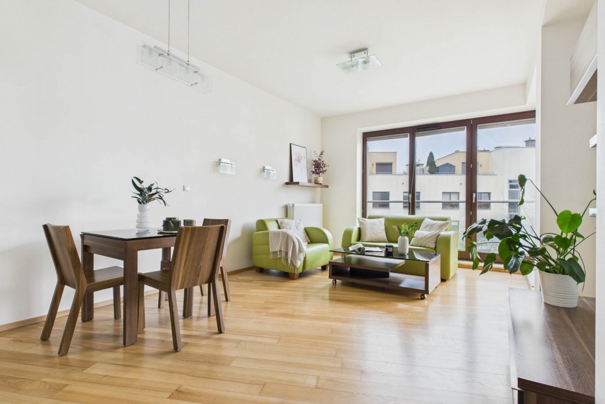 Dwupokojowe mieszkanie z dużą loggią