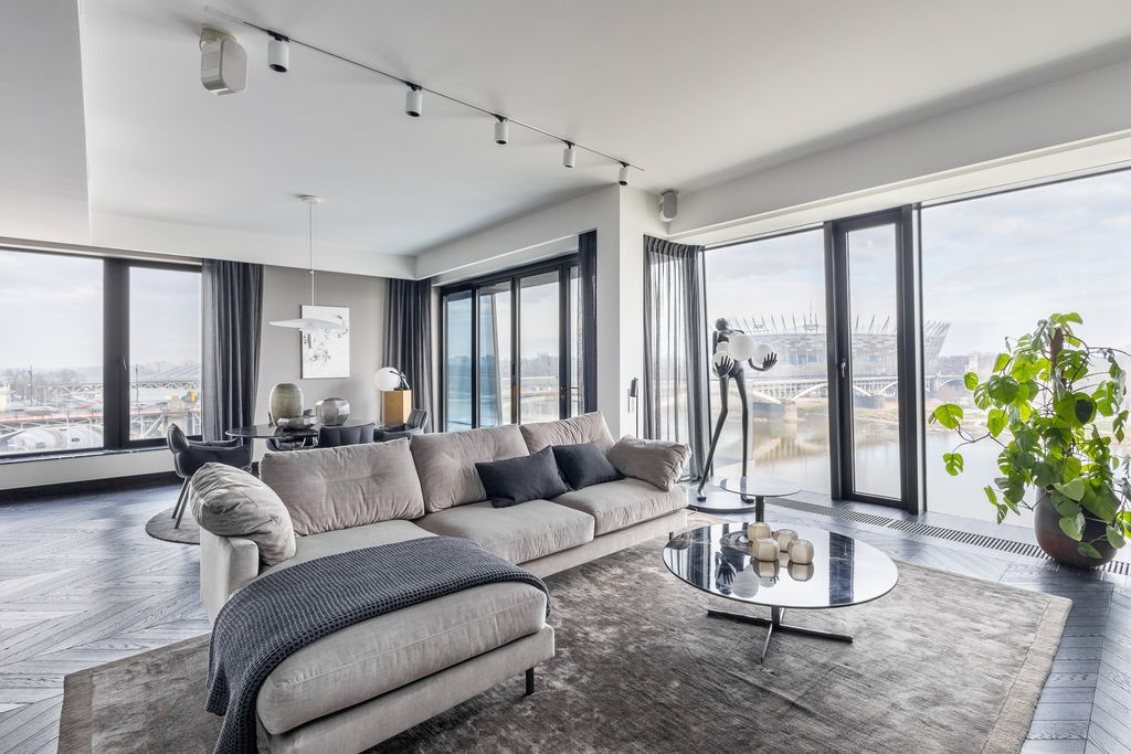 162m2 nad samym brzegiem Wisły.