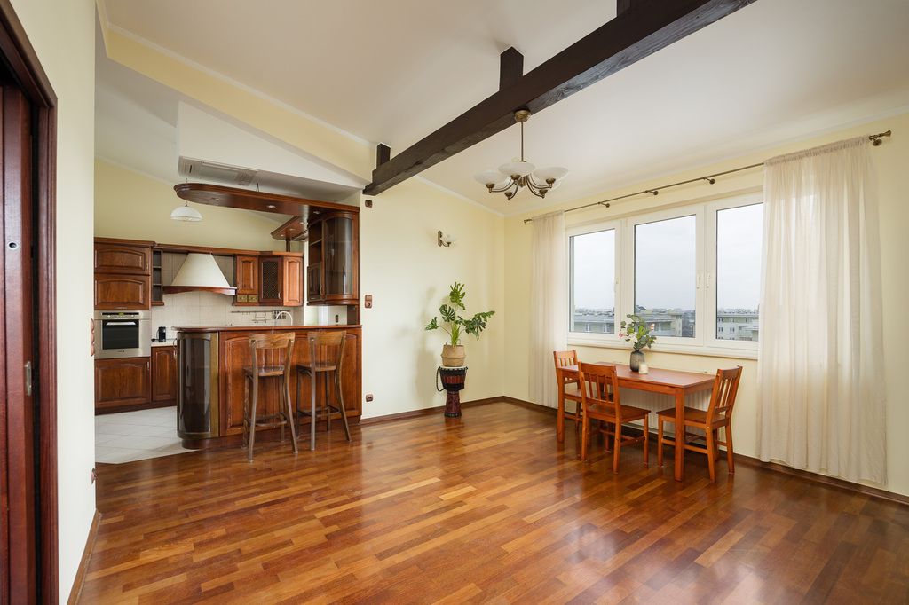 Piekny widok na Centrum, duża antresola