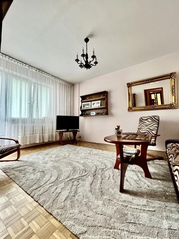 2 POKOJE + ODDZIELNA KUCHNIA| STEGNY