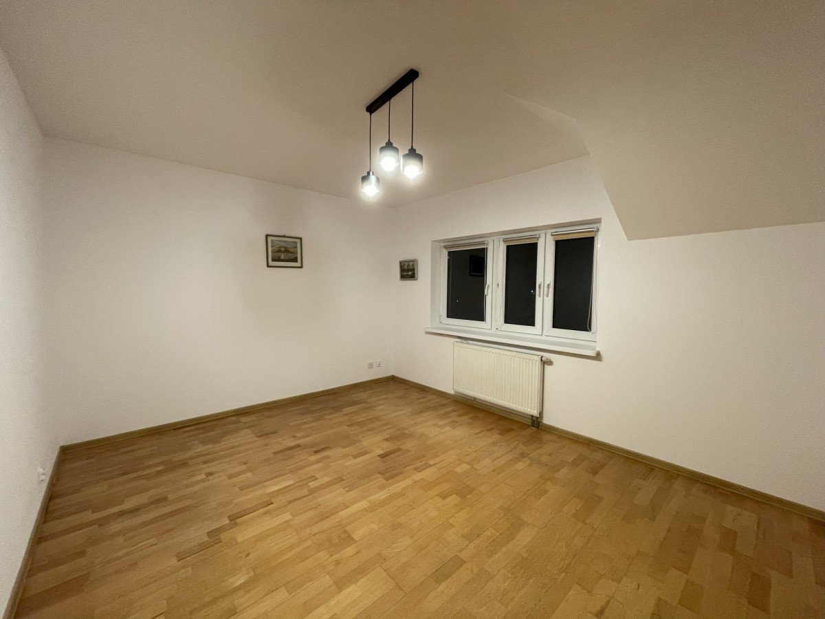 2 pokoje 44m² 1,5 km do SKM Parking w cenie