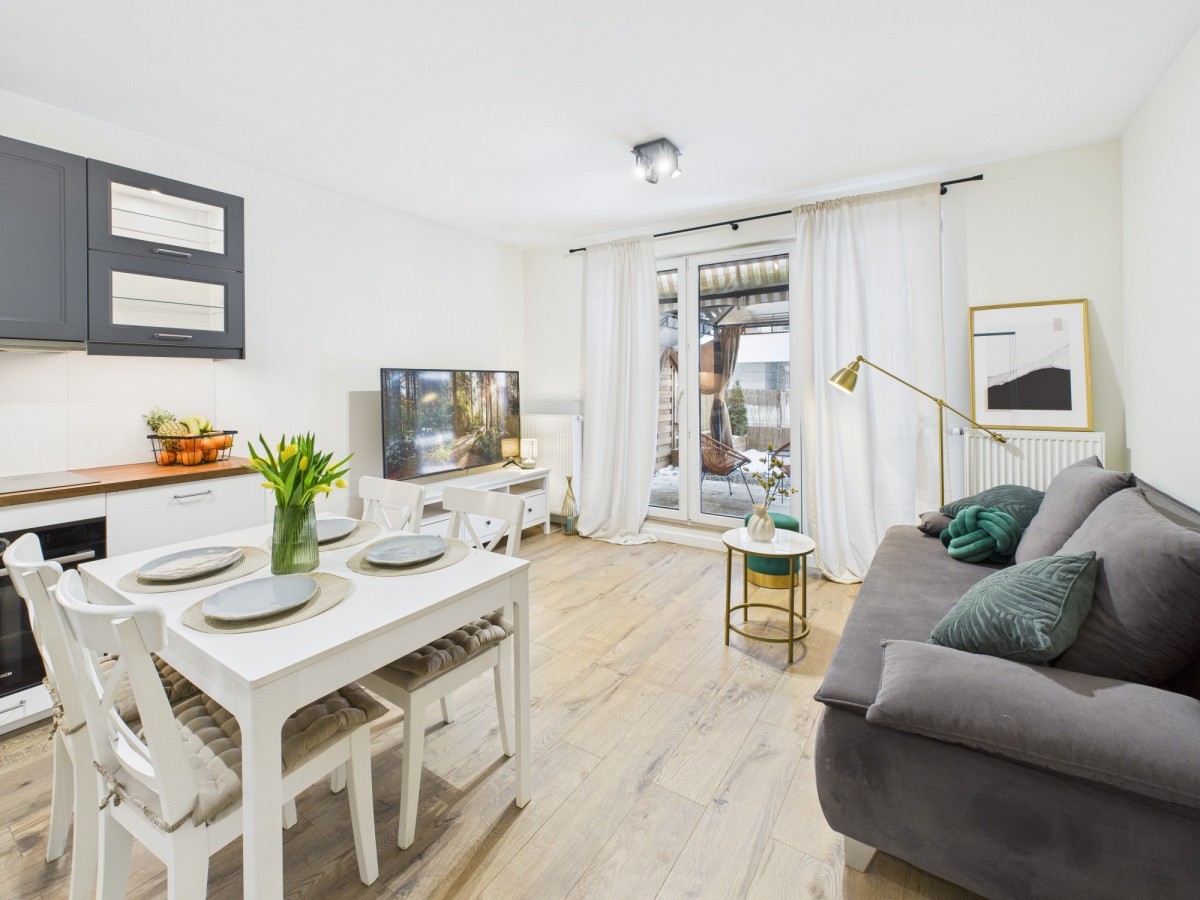 Dwupokojowe mieszkanie z ogrodem w Pruszkowie