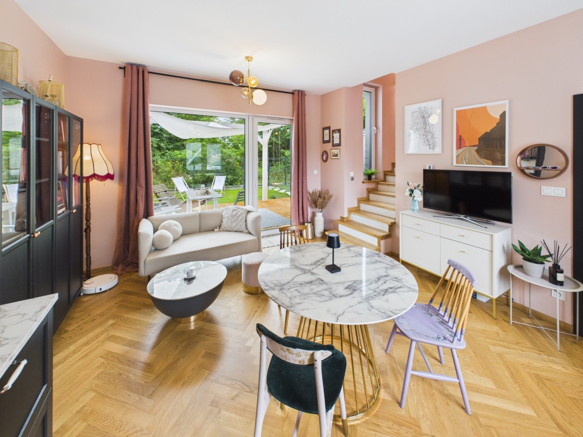 Segment pod Warszawą | 86.2 m2 | Kąty | Parking