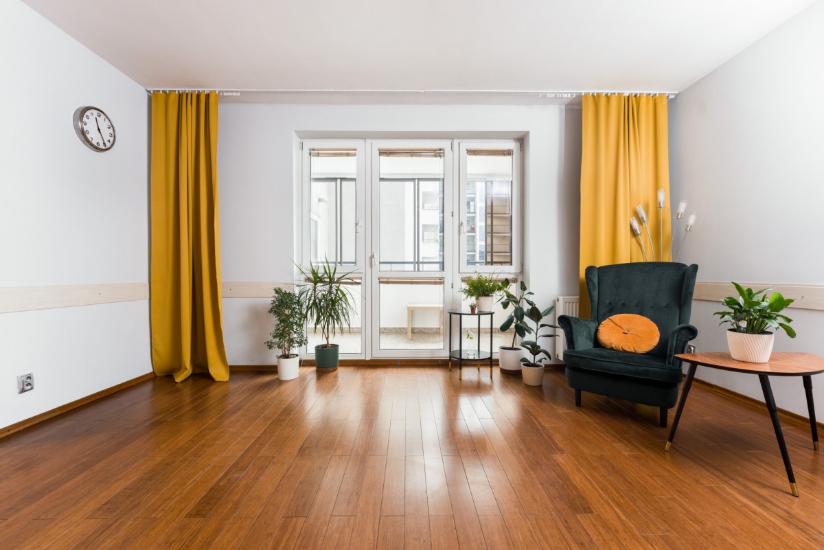 3 pokoje | Cieche | Kameralna uliczka