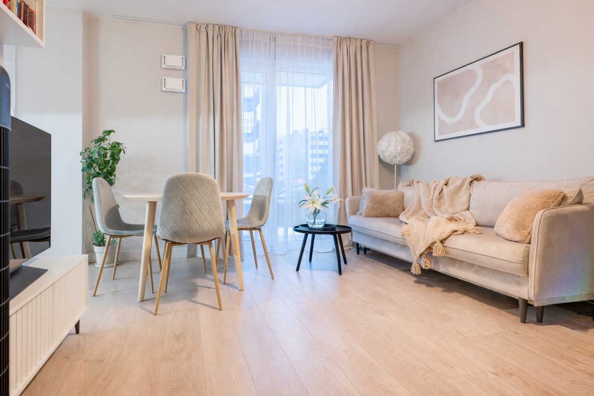 2 pokoje|Stacja Grochów|Gotowe|Ogródek 40m2|Garaż