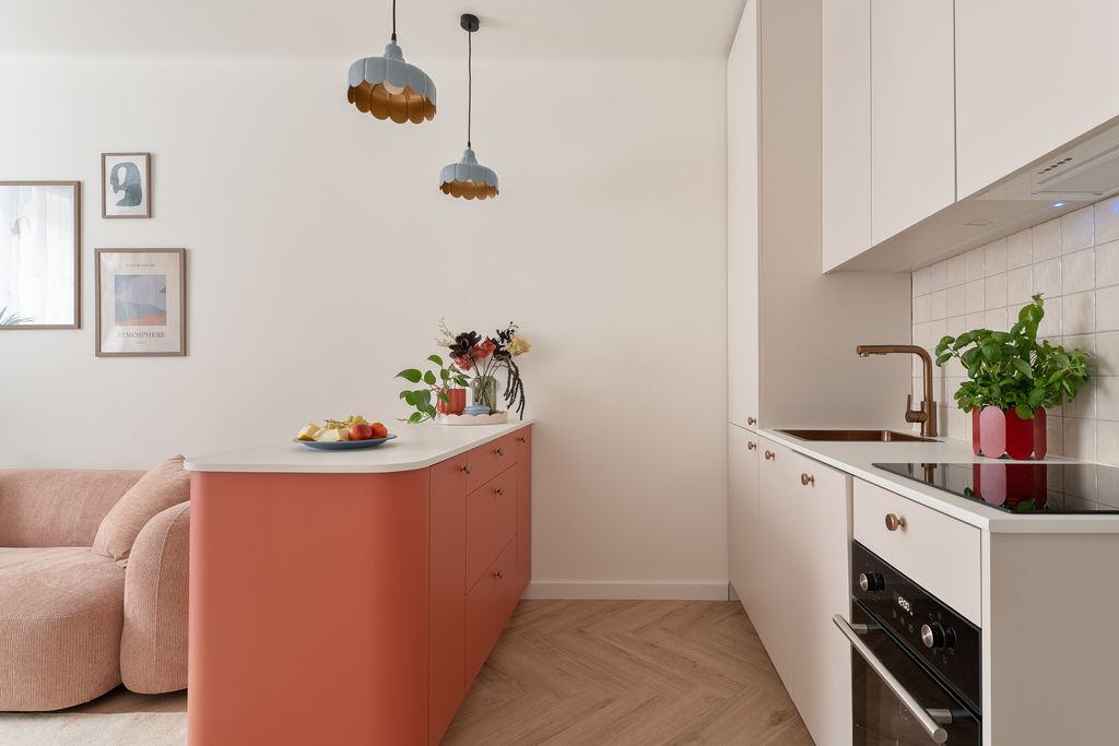 Kamienica – Nowe wnętrze, świetna lokalizacja Wola