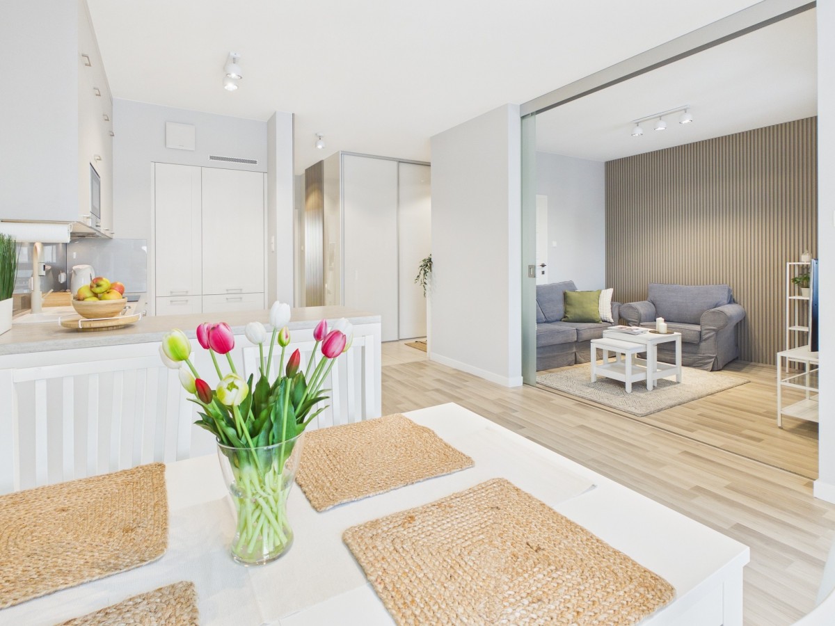 3 pokoje | 2 balkony | Klimatyzacja, Garaż, Cisza