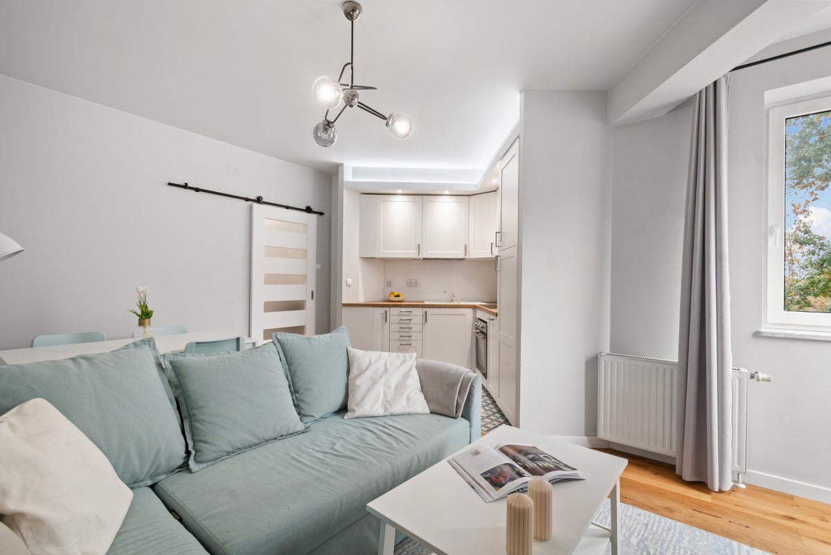 Mieszkanie 2 przestronne pokoje na Nowosieleckiej