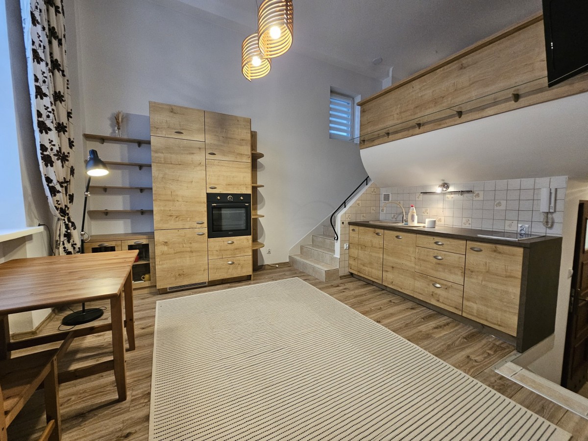 Dwupokojowe mieszkanie w samym centrum