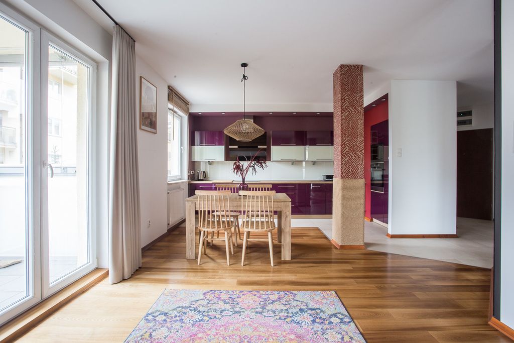 Trzy pokoje w cichej okolicy, blisko metro i park