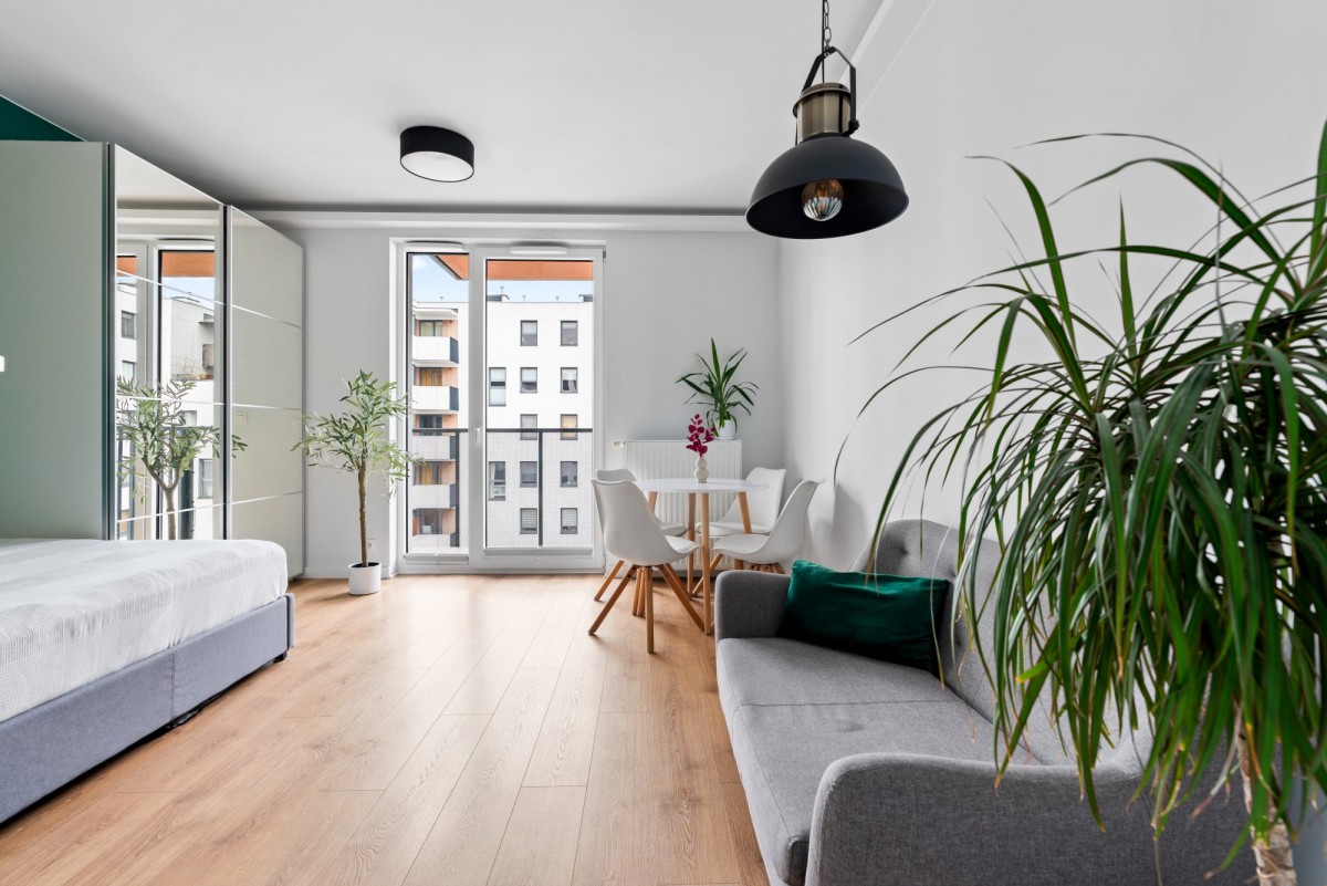 3 pokoje z oddzielną kuchnią | Balkon I Garaż