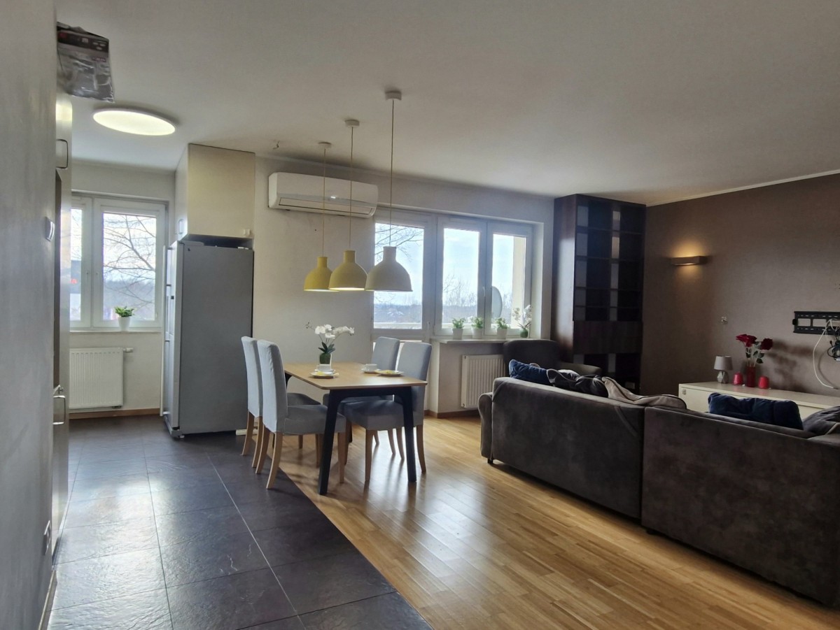 3 pokojowe z garażem i dużym balkonem