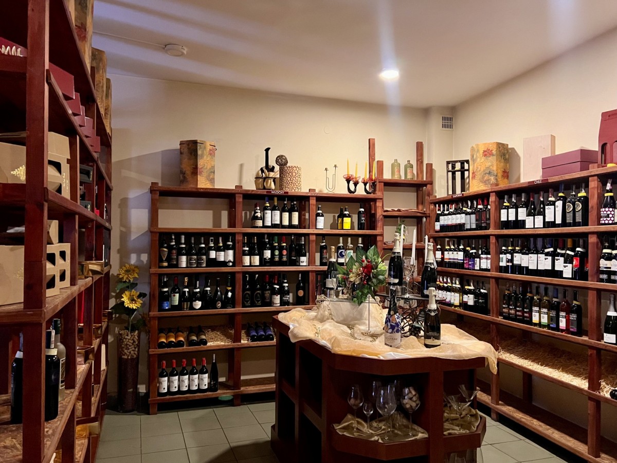 Centrum | 75 m2 | Witryna od ulicy | Parking