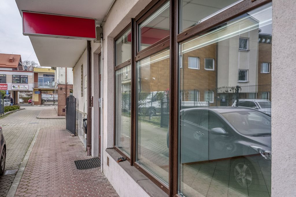 Duży lokal usługowy w ścisłym centrum Legionowa