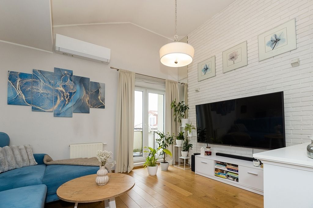 3 pokoje na pograniczu Marek i Warszawy