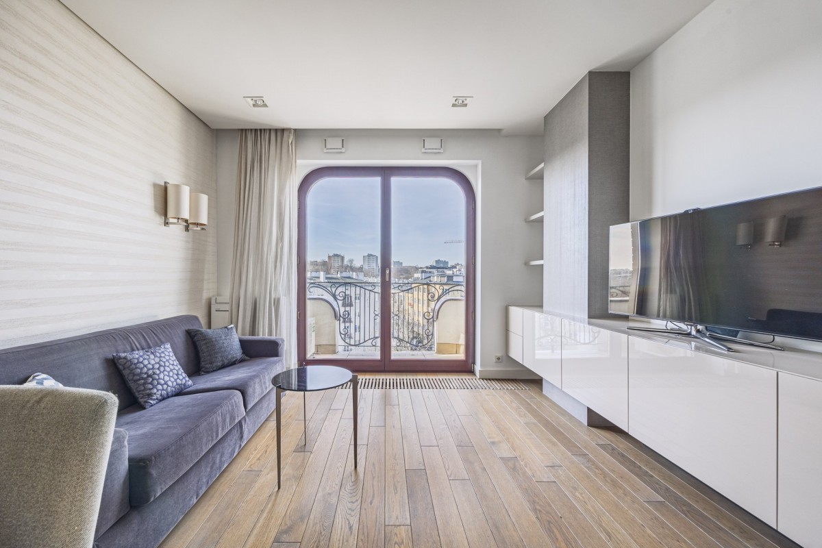 Jasne wnętrza | Winda | Basen