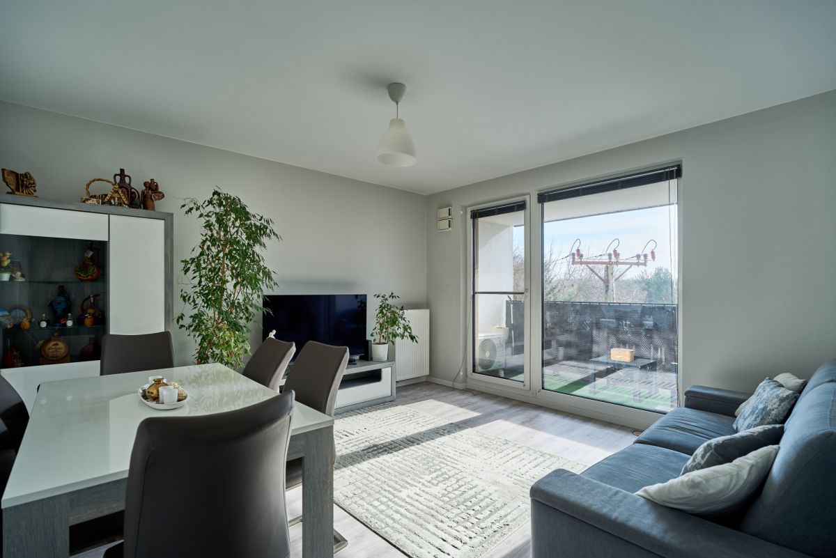 4 pokoje *garderoba * ładowarka elektryczna