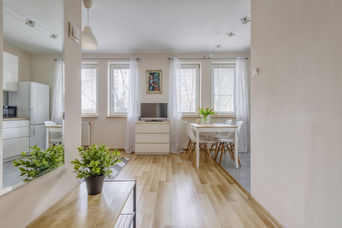 NA BIELANACH MIESZKANIE Z GARAŻEM NA WYNAJEM!